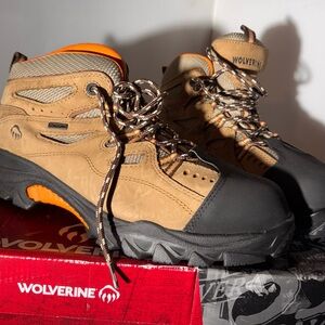 Wolverine Men's Tan and Black Outdoor Boots